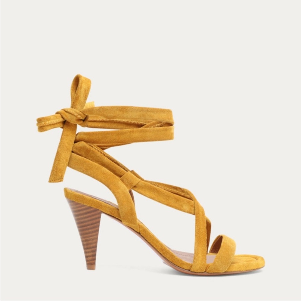 BASH Cidney Heels NIB Includes Dustbag Size 38/8